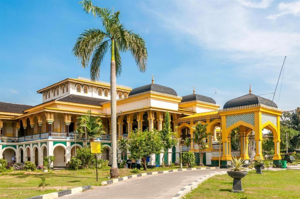 Hotel Pardede International Medan Esterno foto