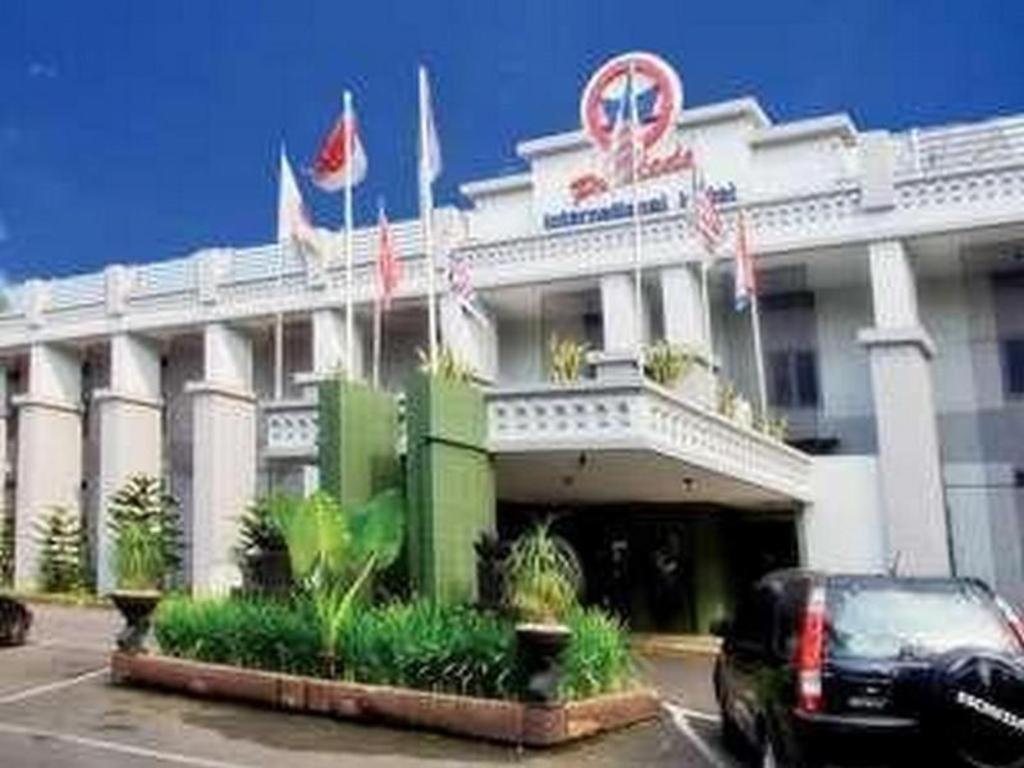 Hotel Pardede International Medan Esterno foto